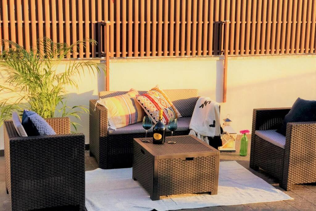 Luxus P4T Family 3 Bedroom With Pool, Tennis Court And Sauna Brindisi Esterno foto