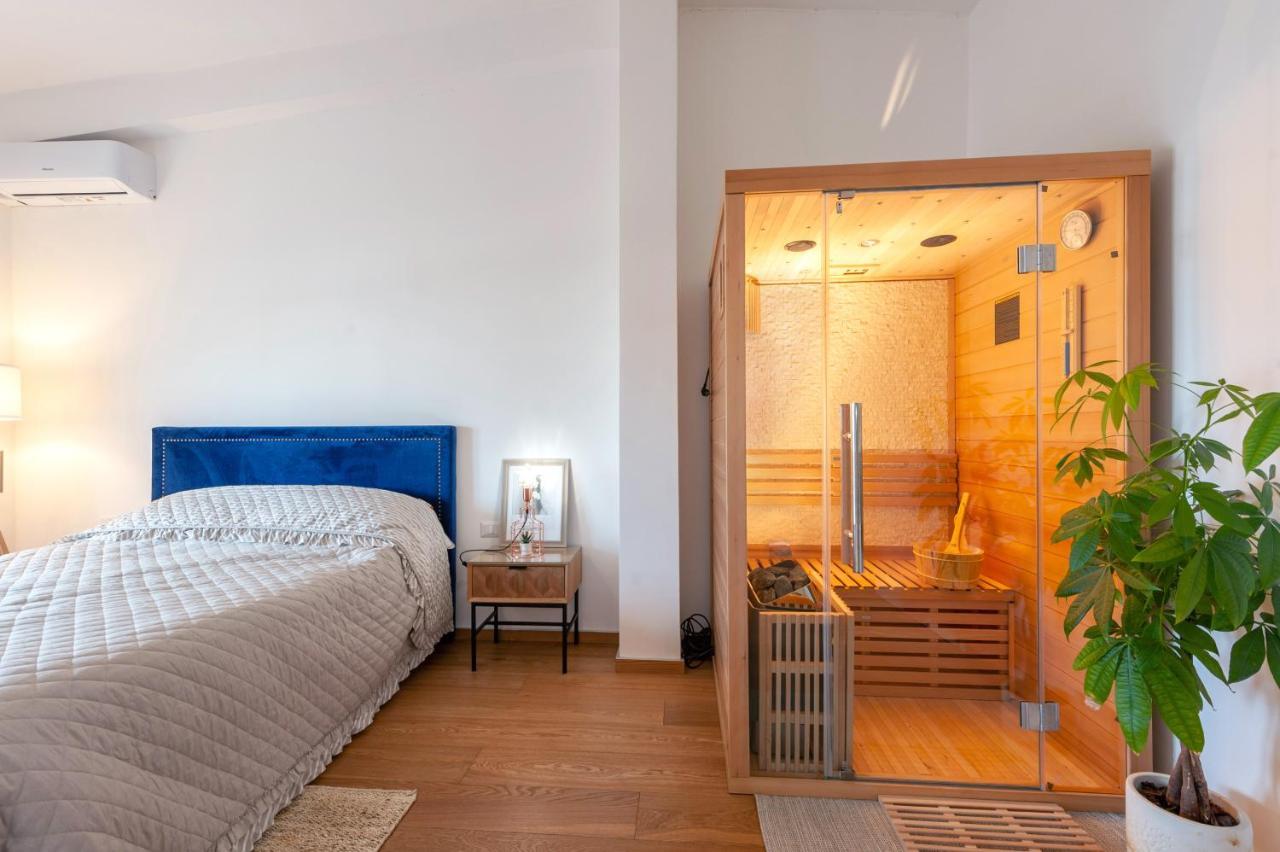 Luxus P4T Family 3 Bedroom With Pool, Tennis Court And Sauna Brindisi Esterno foto